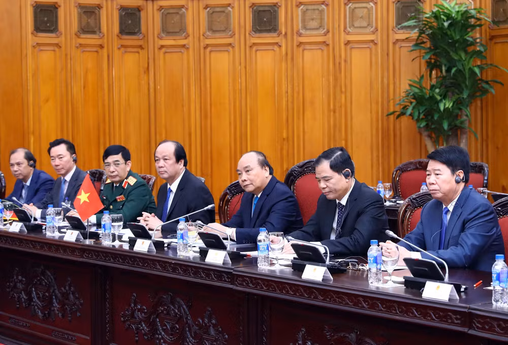 越南政府总理阮春福与尼泊尔总理奥利举行会谈 ảnh 3 越南政府总理阮春福与尼泊尔总理奥利举行会谈 ảnh 3