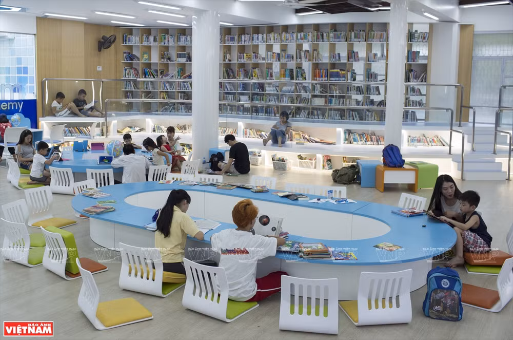 胡志明市首家现代化电子图书馆——S.hub Kids少儿技术空间 ảnh 2