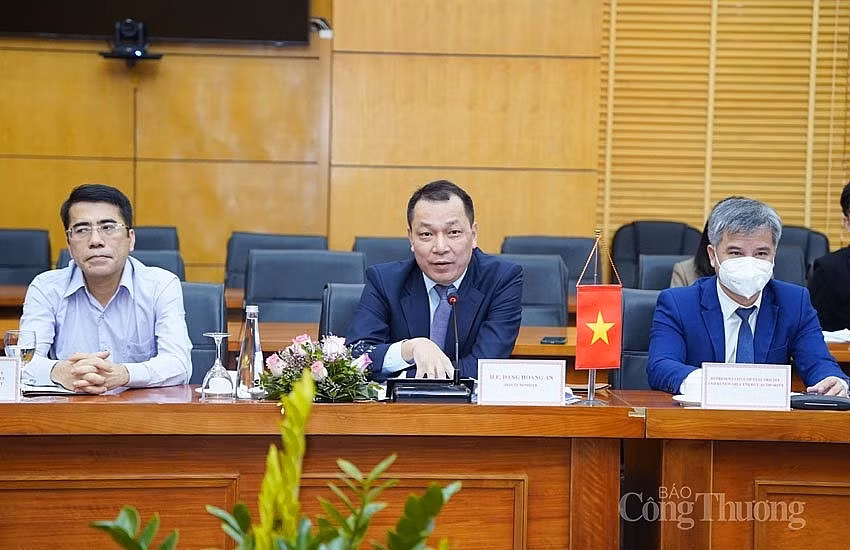 越南工贸部欢迎英国为落实COP26承诺所提出的建议 ảnh 2 越南工贸部欢迎英国为落实COP26承诺所提出的建议 ảnh 2