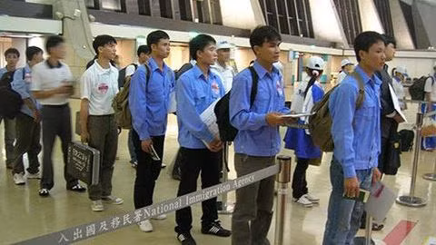 2019年前 9月越南出国务工人数超过10 万人 ảnh 2
