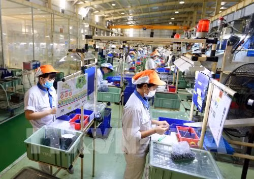 河内市注重营造公平有序、健康活力的营商投资环境 ảnh 1
