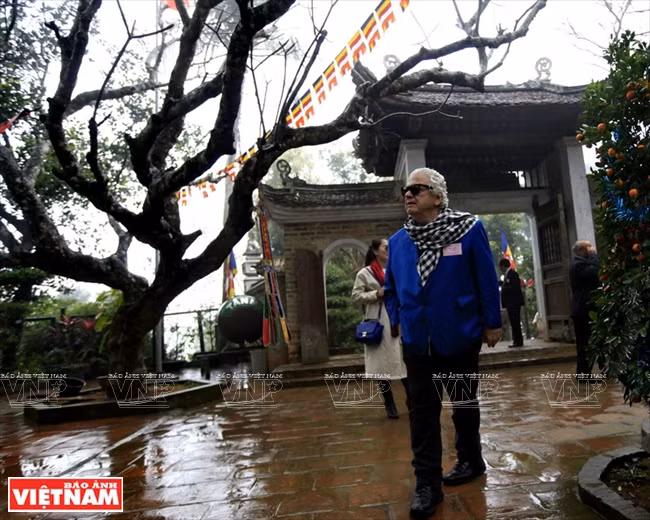 外国大使春游西方古寺 ảnh 3