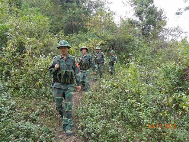 高平省边防力量同居民携手共保边境安全 ảnh 1 高平省边防力量同居民携手共保边境安全 ảnh 1
