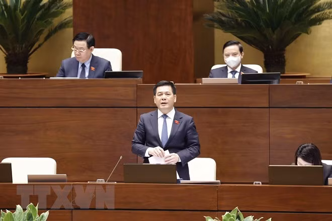 国会主席王廷惠：针对选民和人民关心的问题不回避不迂回正面予以澄清和解答 ảnh 2