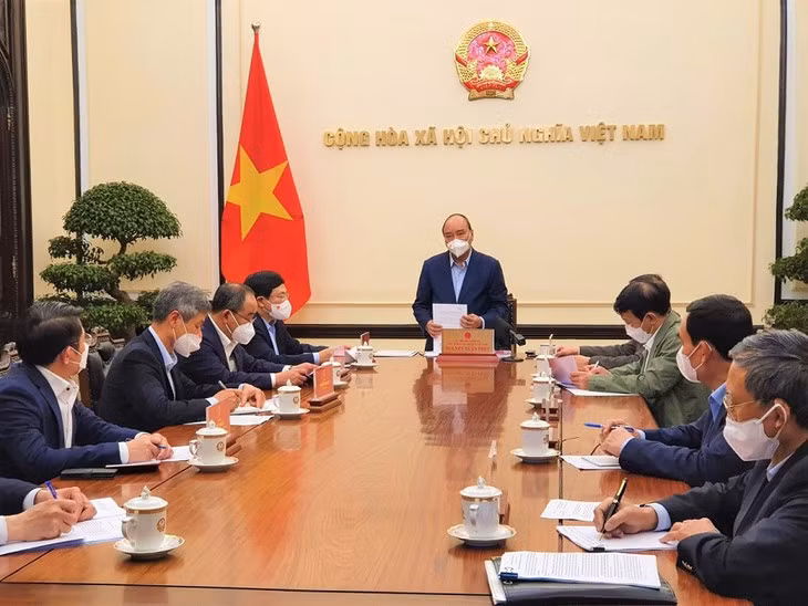 帮助旅乌越南公民：神圣的同胞情谊 ảnh 1