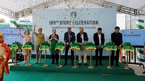 星巴克越南第100家门店正式开业 ảnh 1