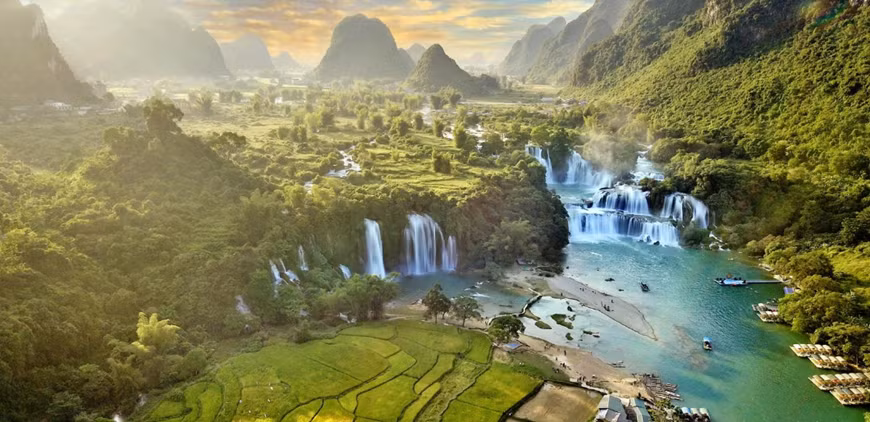越南板约-中国德天跨国瀑布景区自9月15日起试运营开放 ảnh 1