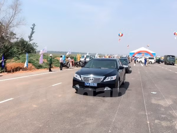 越南甲一号国道广治省路段扩建项目正式竣工通车 ảnh 1