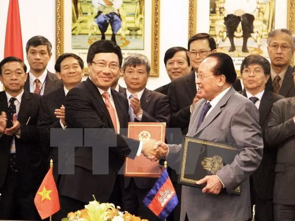 越柬就两国混合委员会第14次会议议程达成一致 ảnh 1