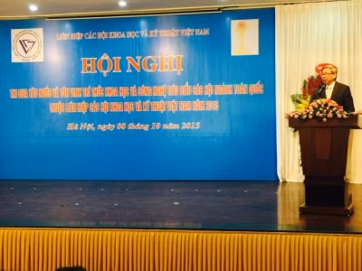 越南科学技术协会联合会举行爱国竞赛大会暨科学技术知识分子表彰仪式 ảnh 1 越南科学技术协会联合会举行爱国竞赛大会暨科学技术知识分子表彰仪式 ảnh 1