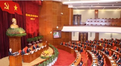 越共十一届十二中全会第三天新闻公报 ảnh 1