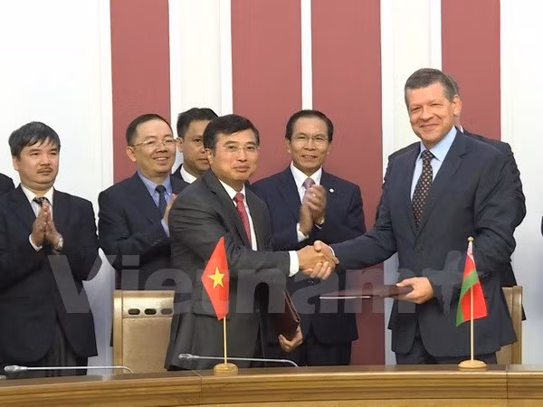 越白政府间经贸和科技合作委员会第12次会议在明斯克召开 ảnh 1 越白政府间经贸和科技合作委员会第12次会议在明斯克召开 ảnh 1