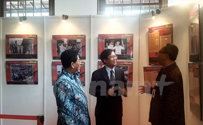 印尼国际关系展览会展出越印尼关系许多资料 ảnh 1