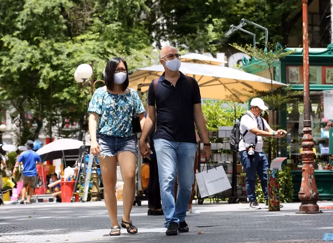 2月份越南接待外国游客环比增长近50% ảnh 1 2月份越南接待外国游客环比增长近50% ảnh 1