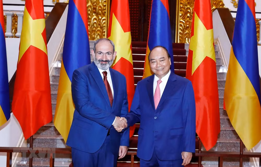 亚美尼亚总理尼科尔·帕希尼扬圆满结束对越南的正式访问 ảnh 1 亚美尼亚总理尼科尔·帕希尼扬圆满结束对越南的正式访问 ảnh 1