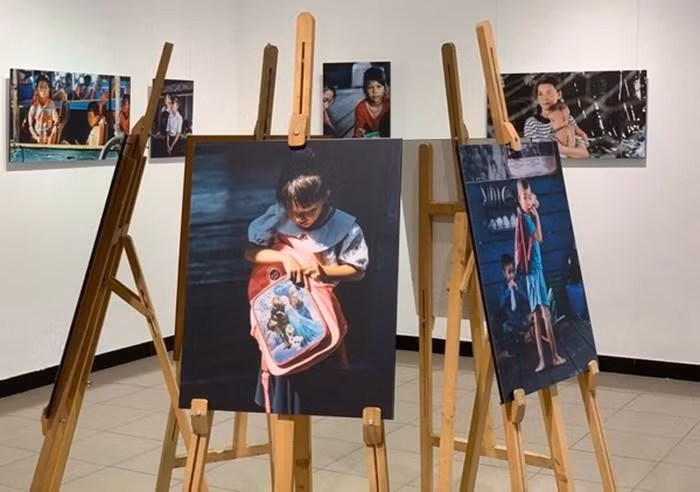有关越裔柬埔寨人生活的图片展亮相河内 ảnh 1