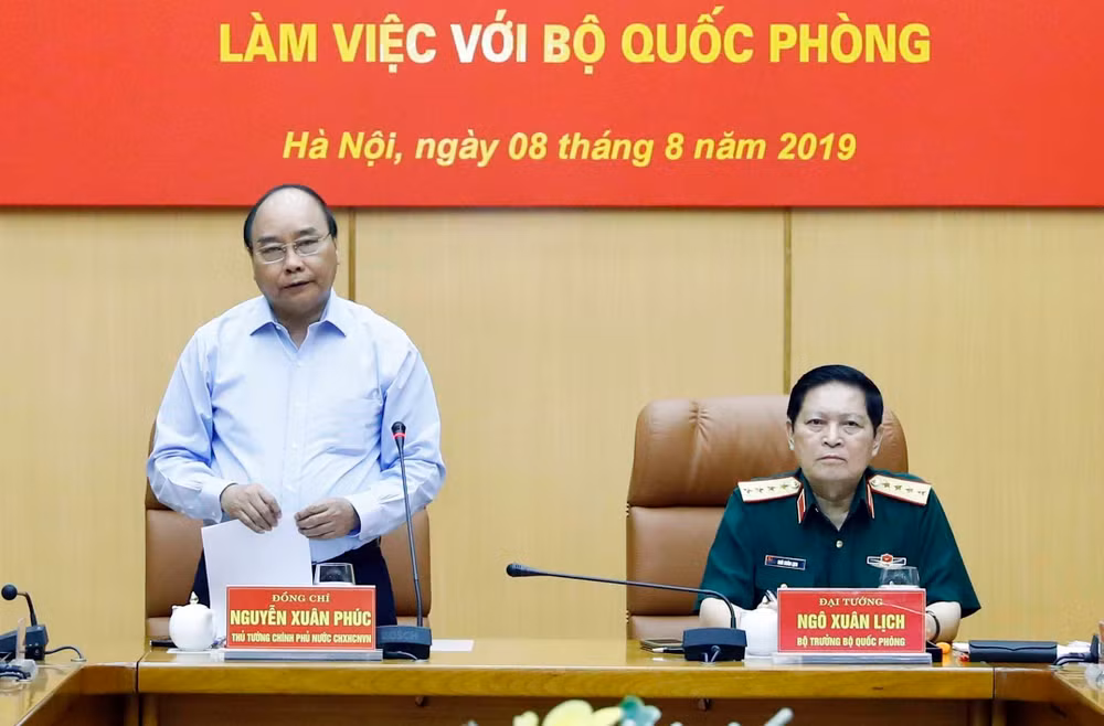 越南政府总理阮春福：加强国防用地管理 杜绝资源浪费 ảnh 1