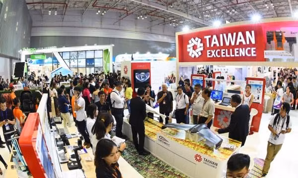 2019年中国台湾产品展销会在河内举行 ảnh 1