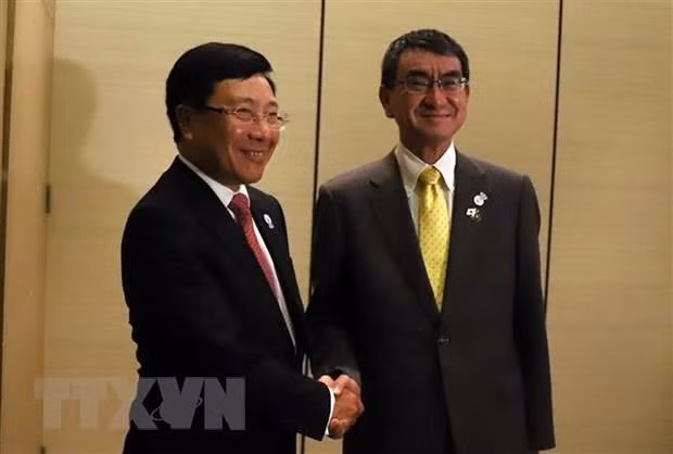 AMM-52:越南外长范平明与各国外长举行双边会晤 ảnh 4 AMM-52:越南外长范平明与各国外长举行双边会晤 ảnh 4