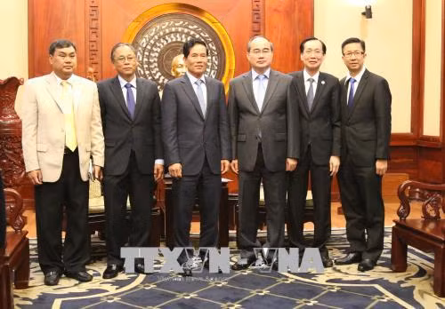 胡志明市计划与金边开展许多合作项目 ảnh 2