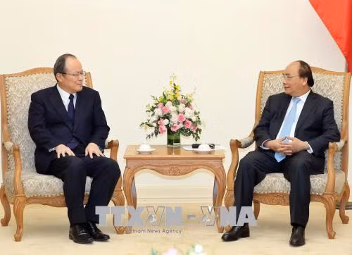 越南政府总理阮春福会见日本三菱集团领导 ảnh 1 越南政府总理阮春福会见日本三菱集团领导 ảnh 1