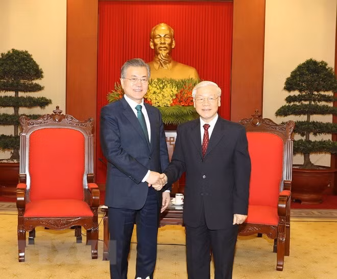 阮富仲总书记会见韩国总统文在寅 ảnh 1