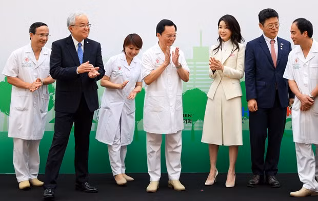 韩国为越南100多名唇腭裂儿童免费进行手术治疗 ảnh 2