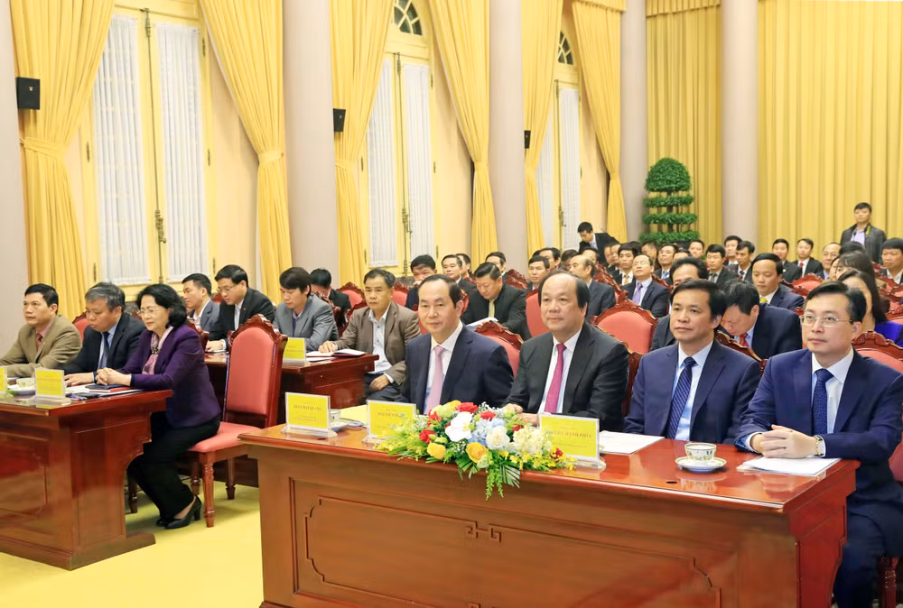 国家主席陈大光出席越南国家主席办公厅2017年工作总结暨2018年任务部署会议（组图） ảnh 1