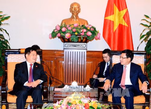 越南政府总理阮晋勇和副总理范平明会见中国云南省委书记李纪恒 ảnh 2 越南政府总理阮晋勇和副总理范平明会见中国云南省委书记李纪恒 ảnh 2