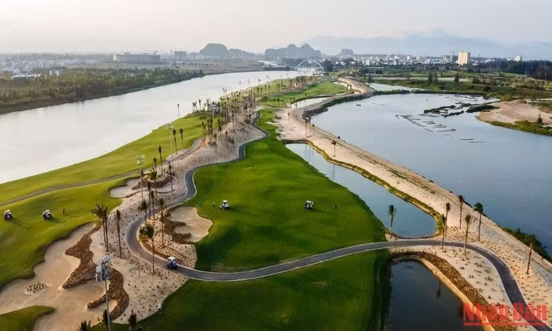 2022年岘港高尔夫球旅游节准备就绪 ảnh 2