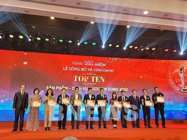 2020年越南产品和服务100强获表彰 ảnh 1