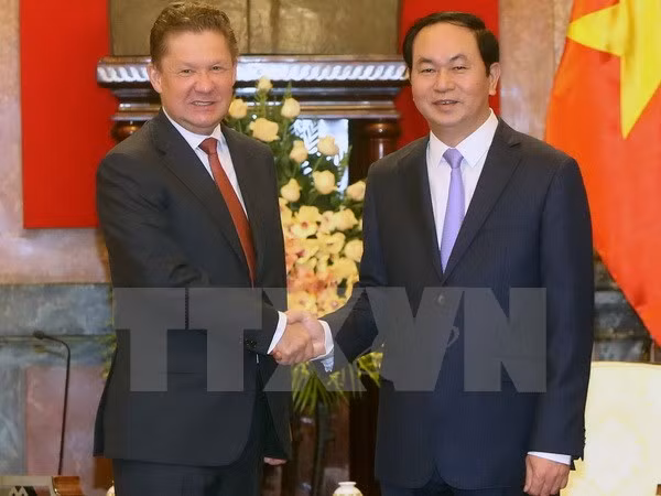 越南国家主席陈大光会见俄罗斯天然气工业股份公司总裁米勒 ảnh 1