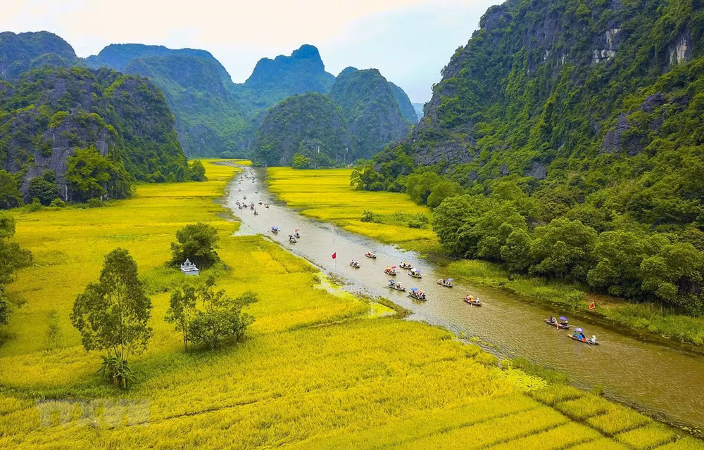 将长安名胜群打造成越南和国际上最具吸引力的旅游景区之一 ảnh 2 将长安名胜群打造成越南和国际上最具吸引力的旅游景区之一 ảnh 2