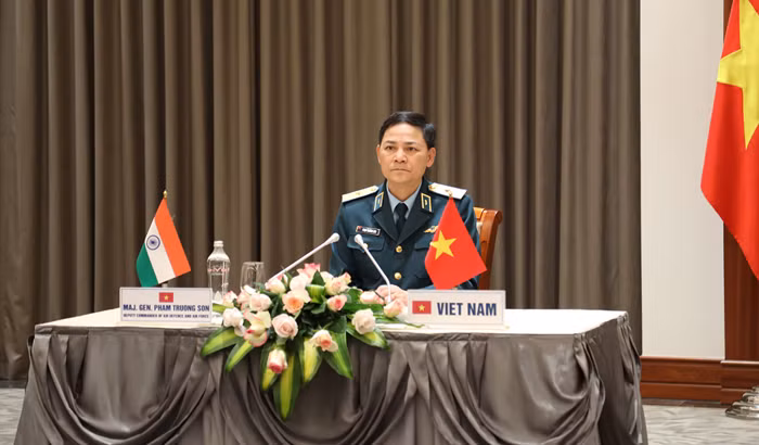 越南代表出席由印度举办的空军参谋长会议 ảnh 1