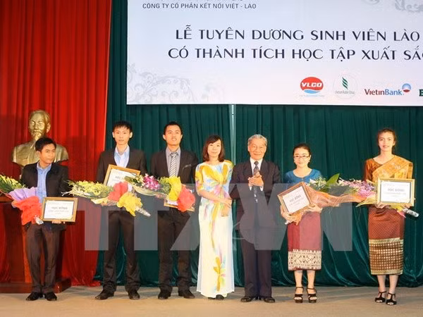 在越南的老挝留学生新学年正式启动 ảnh 1