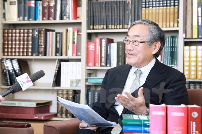 越共十二大:日本学者对越共十二大圆满成功予以高度评价 ảnh 1 越共十二大:日本学者对越共十二大圆满成功予以高度评价 ảnh 1