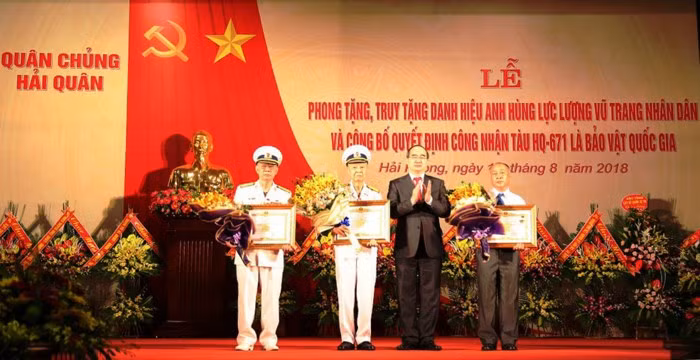 HQ-671号军事运输船被列入国宝名单 ảnh 1