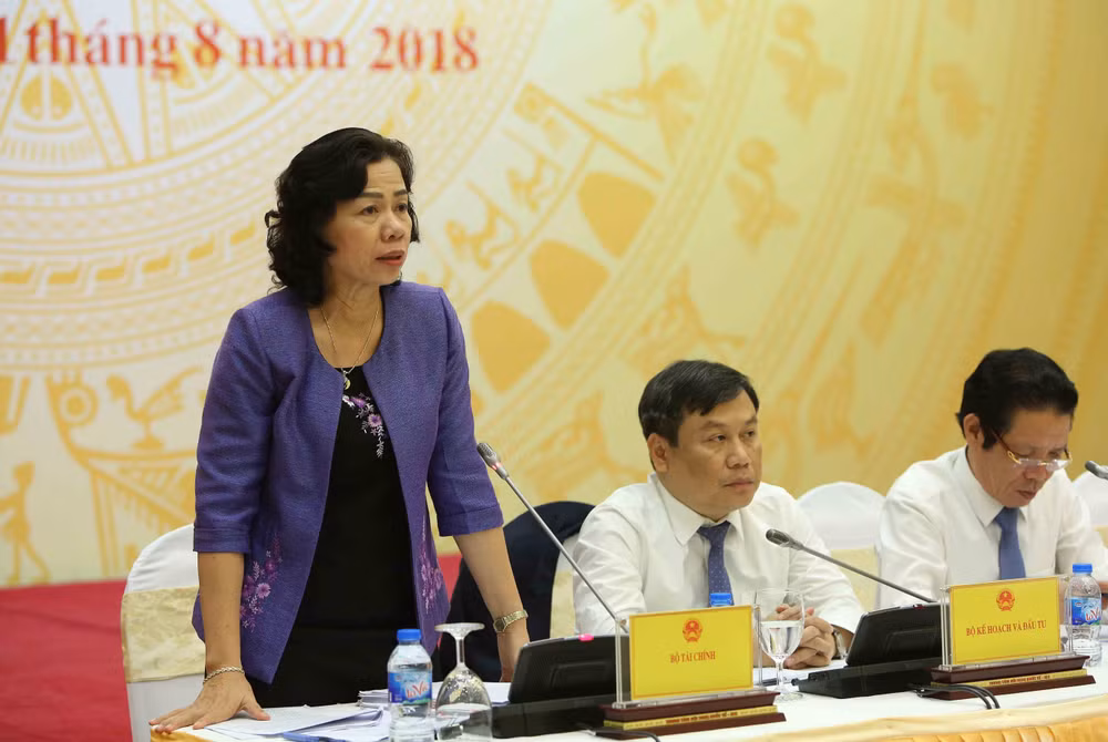 越南政府7月份例行会议:须对自动数据处理设备进口作出严格规定 ảnh 2 越南政府7月份例行会议:须对自动数据处理设备进口作出严格规定 ảnh 2