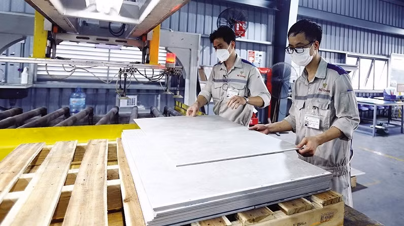 越南为促进增长目标的实现作出巨大的努力 ảnh 1