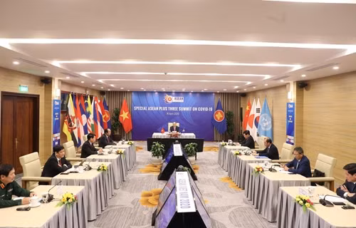 越南加入东盟25周年：越南从一个成员国到东盟轮值主席国的作用 ảnh 3