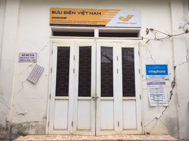 山罗省全力开展地震应急处置工作 ảnh 1 山罗省全力开展地震应急处置工作 ảnh 1