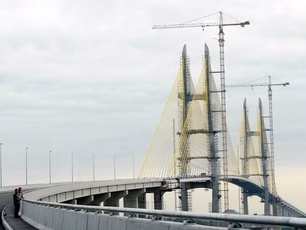 日本承诺将继续对柬埔寨提供援助 ảnh 1