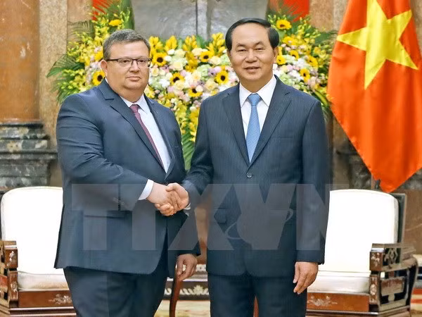 国家主席陈大光会见保加利亚总检察长察察罗夫 ảnh 1 国家主席陈大光会见保加利亚总检察长察察罗夫 ảnh 1