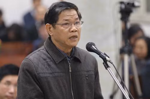 郑春青及其同案犯案件：PVC原副董事长对一审判决提起上诉 ảnh 1