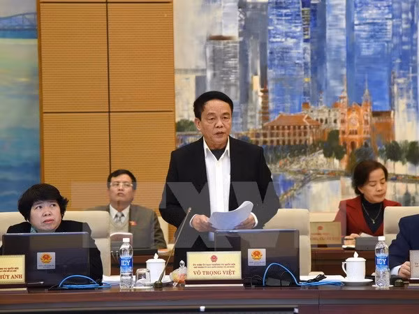 国会常务委员会就《网络安全法》和《国防法》草案(修正案)展开讨论 ảnh 1 国会常务委员会就《网络安全法》和《国防法》草案(修正案)展开讨论 ảnh 1
