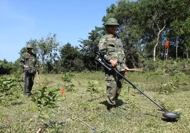 越南批准2023-2025年地雷行动计划 ảnh 1