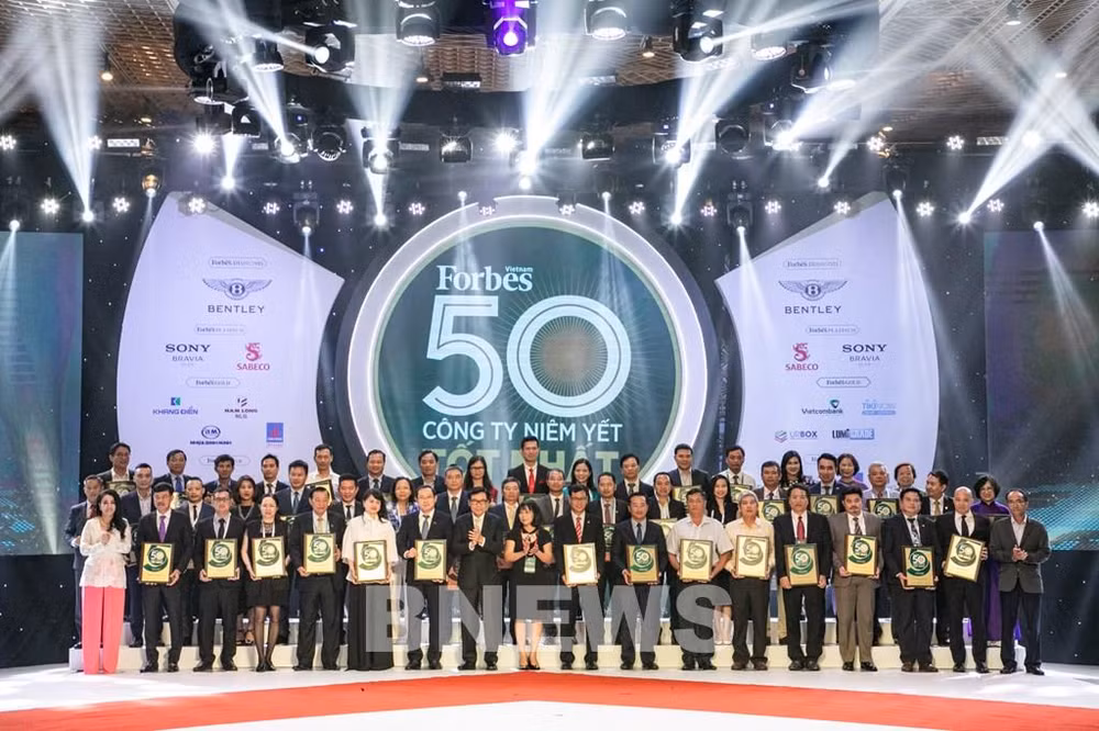 越南天然气股份总公司再次列入越南最佳上市公司50强名单 ảnh 1 越南天然气股份总公司再次列入越南最佳上市公司50强名单 ảnh 1