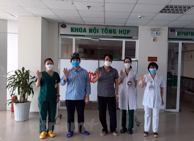 新冠肺炎疫情：越南新增确诊1例 新增治愈2例 ảnh 1