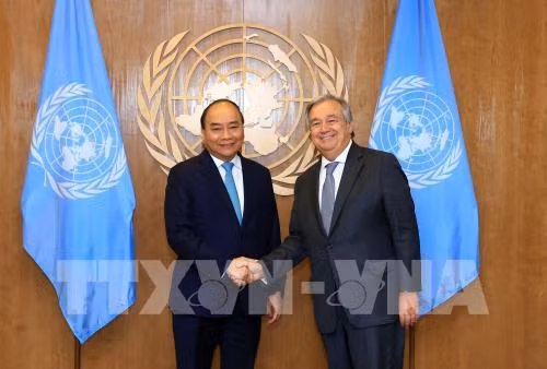 越南政府总理阮春福会见第73届联合国大会主席和联合国秘书长 ảnh 2 越南政府总理阮春福会见第73届联合国大会主席和联合国秘书长 ảnh 2
