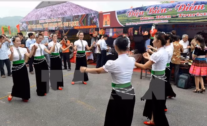 越柬加强民族事务合作 ảnh 1